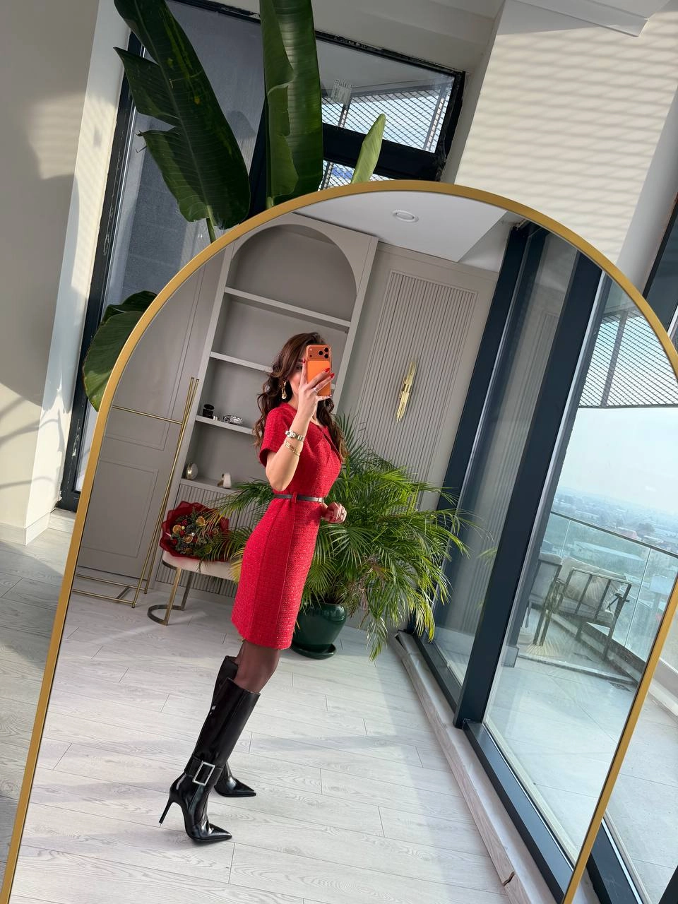 Kırmızı%20Kemerli%20Lüks%20Kalite%20Tuvid%20Elbise