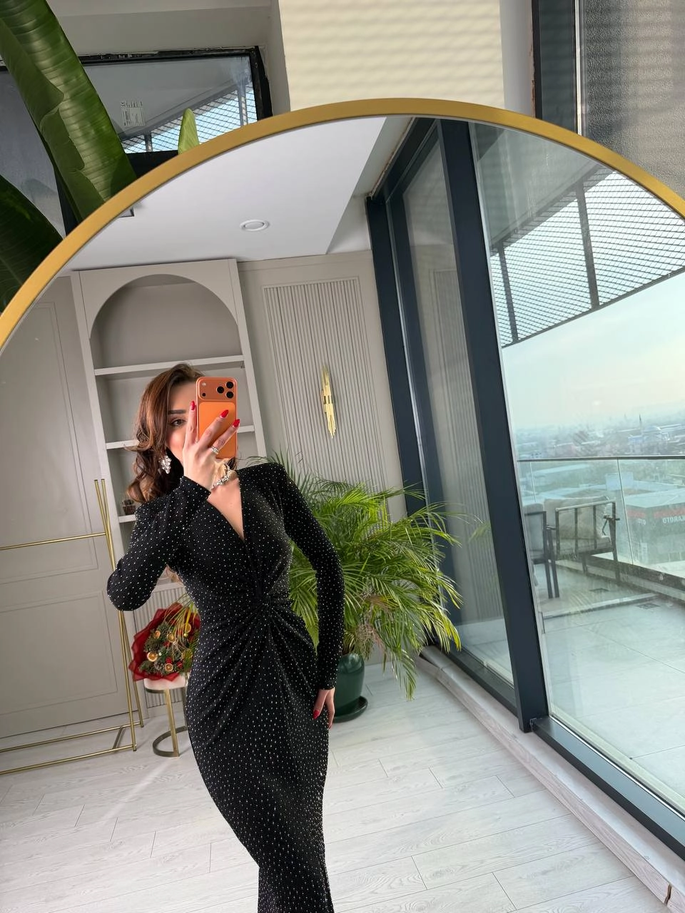 Siyah%20Bel%20Düğümlü%20Kruvaze%20Yaka%20Minimal%20Taşlı%20Likralı%20Elbise