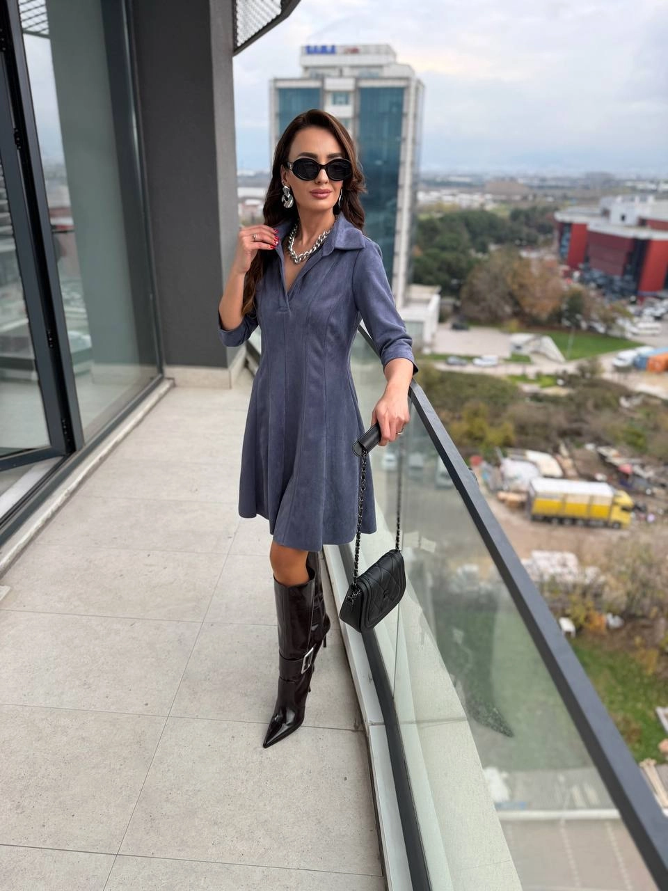 Mavi%20Yaka%20Detay%20Nubuk%20Süet%20Elbise