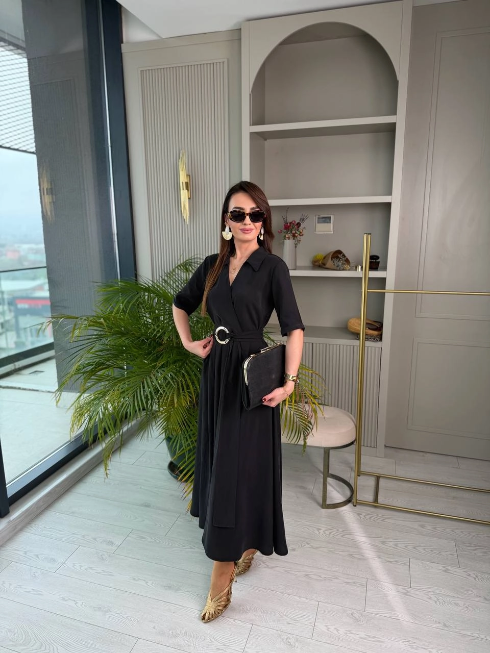 Siyah%20Tensel%20Kumaş%20Cepli%20Kruvaze%20Yaka%20Elbise