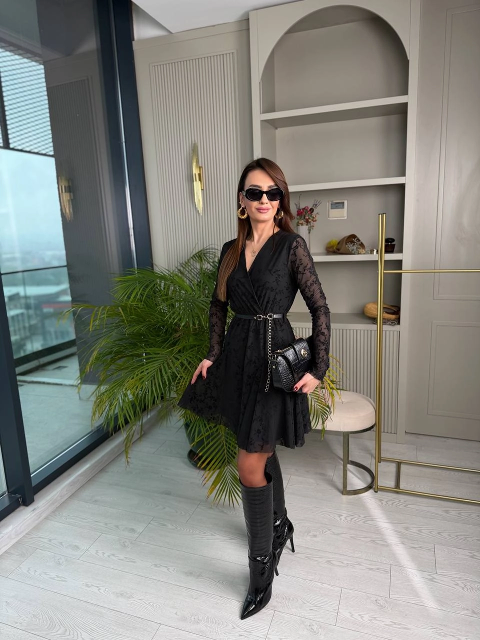 Siyah%20Kemerli%20Flok%20Baskı%20Elbise