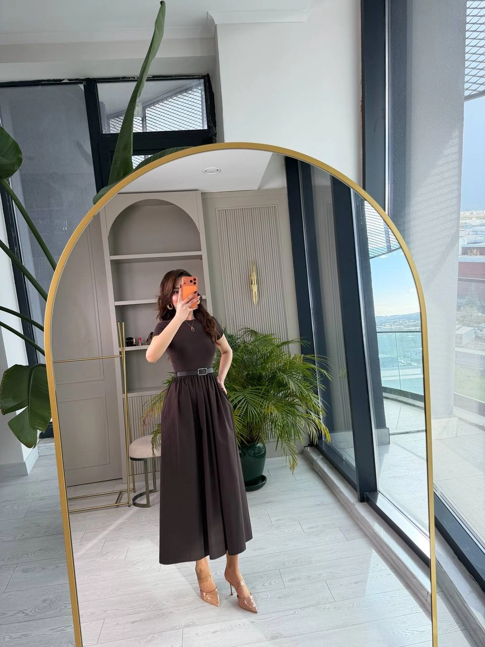 Kahverengi%20Kemerli%20Eteği%20Poplin%20Kısa%20Kol%20Elbise