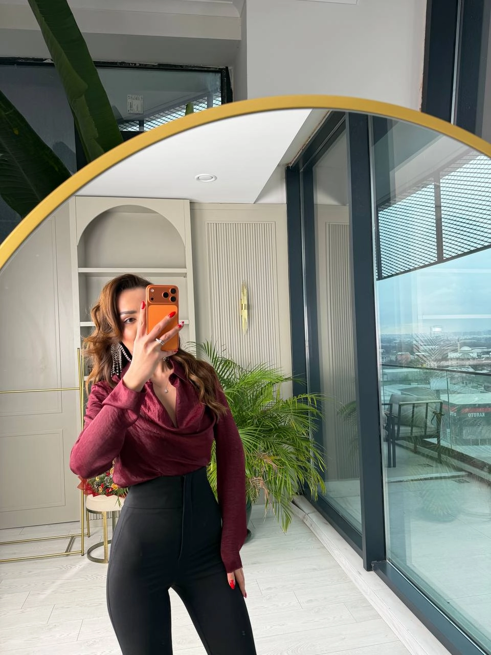 Bordo%20Degaje%20Ve%20Düğme%20Yakalı%20Bluz