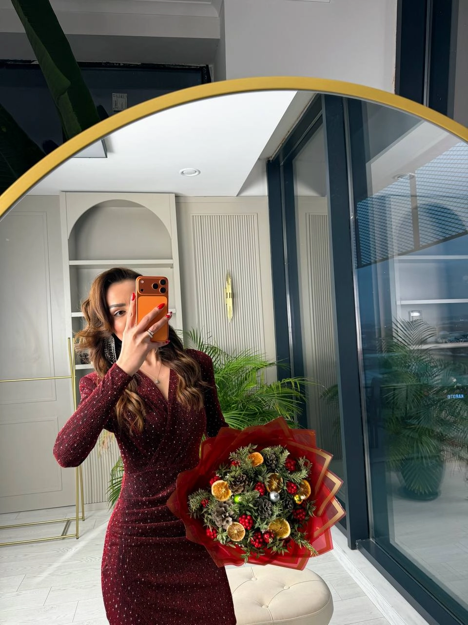 Bordo%20Minimal%20Taşlı%20Likralı%20Mini%20Elbise