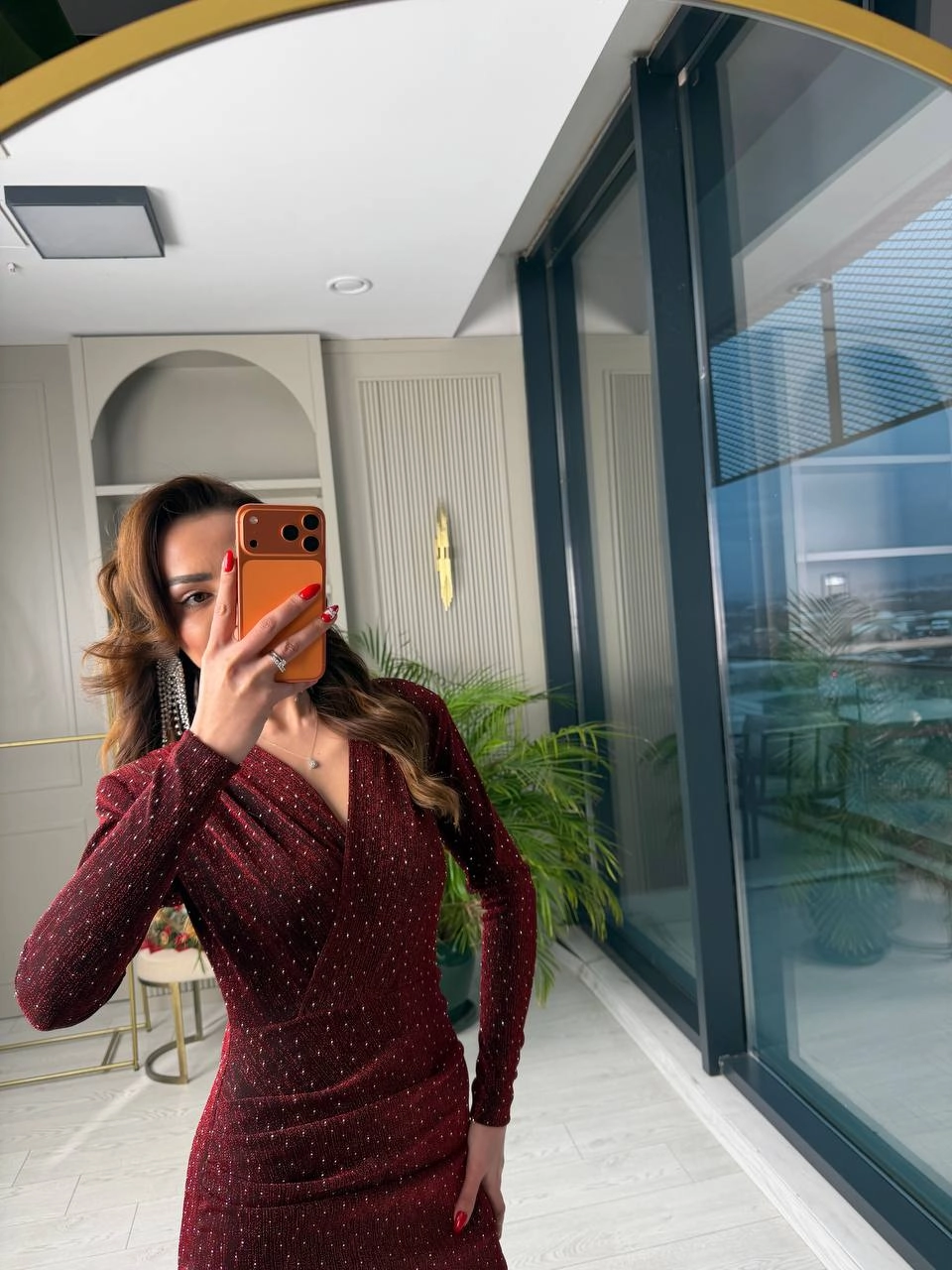 Bordo%20Minimal%20Taşlı%20Likralı%20Mini%20Elbise