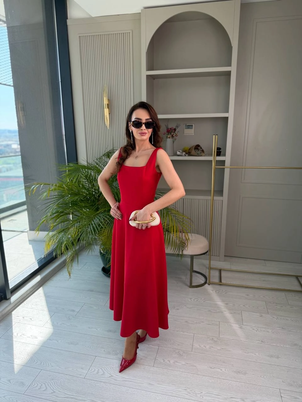 Kırmızı%20Kuşak%20Detaylı%20Double%20Krep%20Kumaş%20Çan%20Elbise