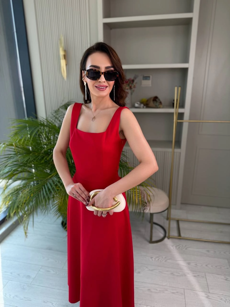 Kırmızı%20Kuşak%20Detaylı%20Double%20Krep%20Kumaş%20Çan%20Elbise