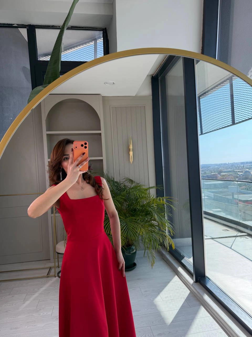 Kırmızı%20Kuşak%20Detaylı%20Double%20Krep%20Kumaş%20Çan%20Elbise