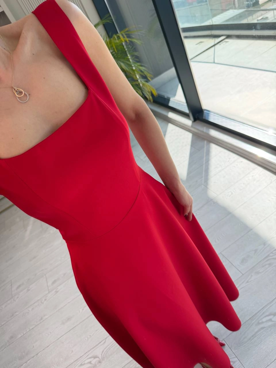 Kırmızı%20Kuşak%20Detaylı%20Double%20Krep%20Kumaş%20Çan%20Elbise