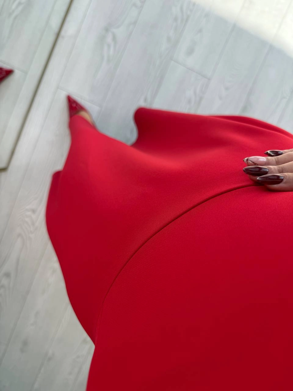 Kırmızı%20Kuşak%20Detaylı%20Double%20Krep%20Kumaş%20Çan%20Elbise