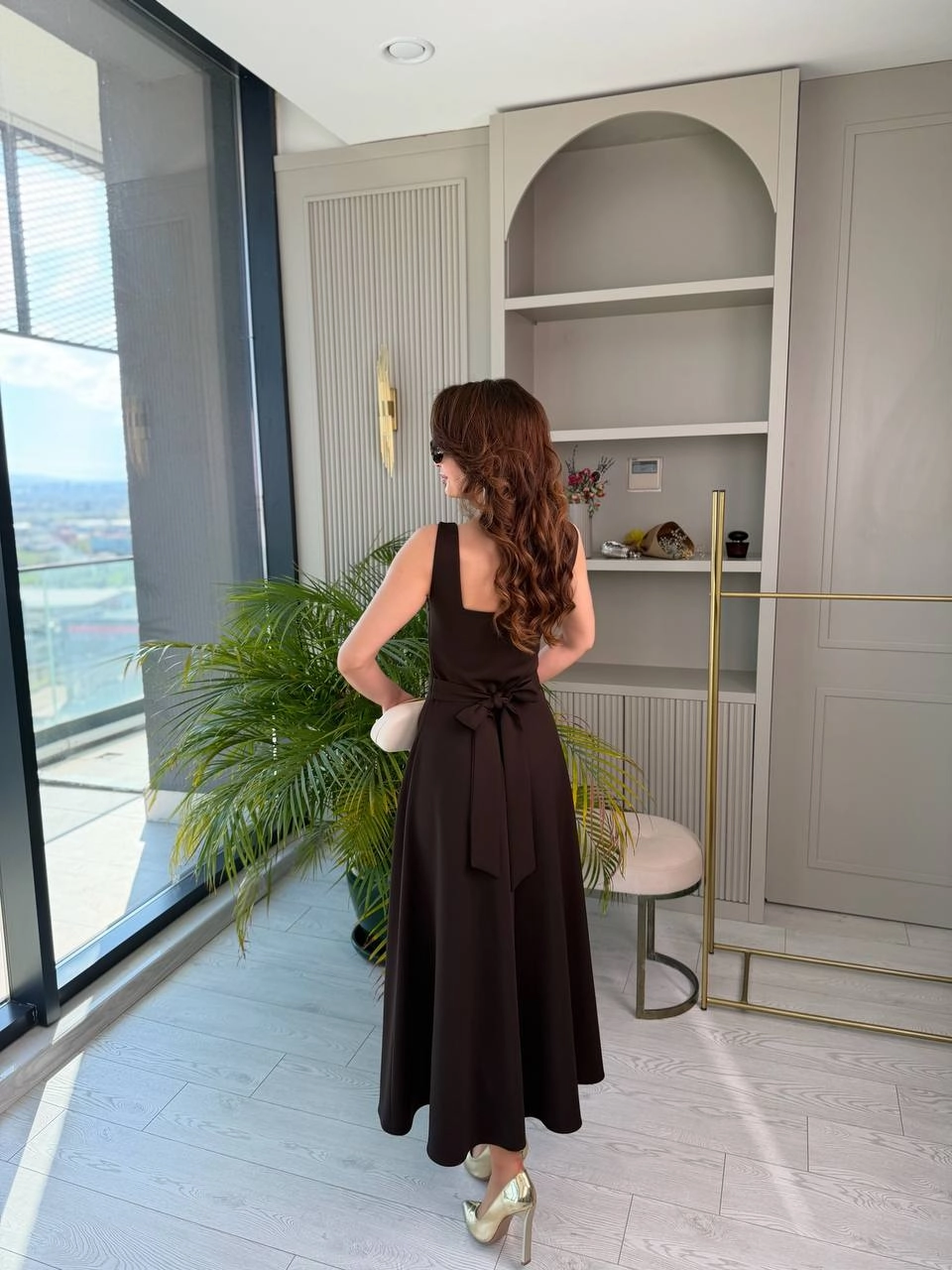 Kahverengi%20Kuşak%20Detaylı%20Double%20Krep%20Kumaş%20Çan%20Elbise