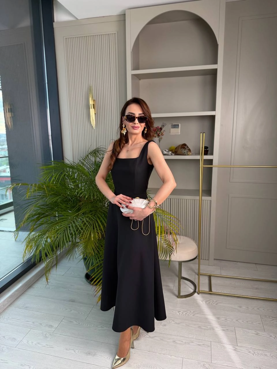 Siyah%20Kuşak%20Detaylı%20Double%20Krep%20Kumaş%20Çan%20Elbise