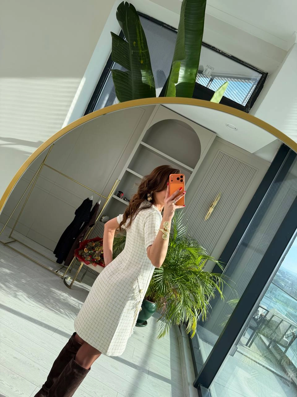 Ekru%20Eteği%20Düğme%20Detaylı%20Premium%20Seri%20Tuvid%20Elbise