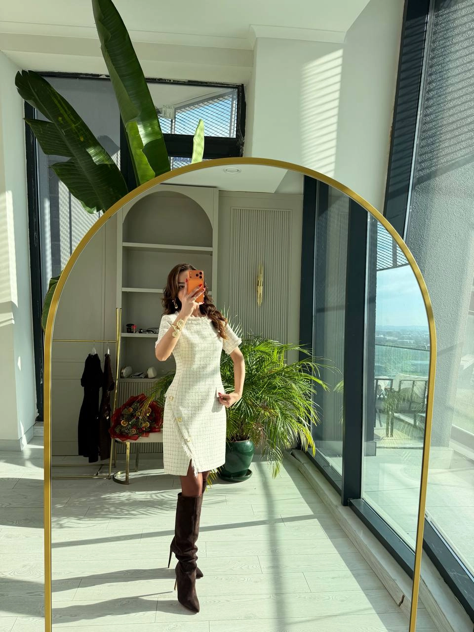 Ekru%20Eteği%20Düğme%20Detaylı%20Premium%20Seri%20Tuvid%20Elbise