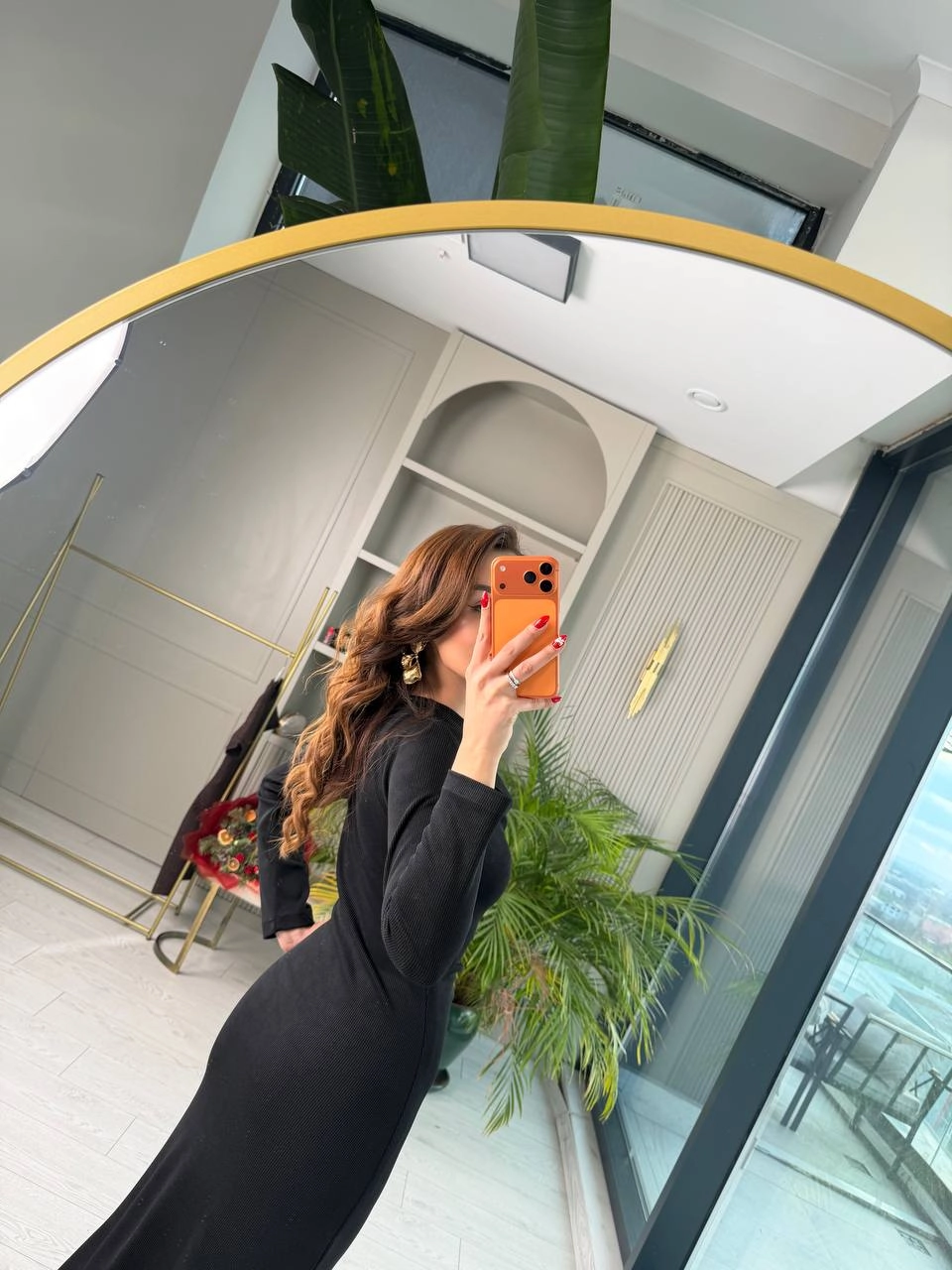 Siyah%20Fitilli%20Broşlu%20Likralı%20Tok%20Kaşkorse%20Kumaş%20Degaje%20Elbise