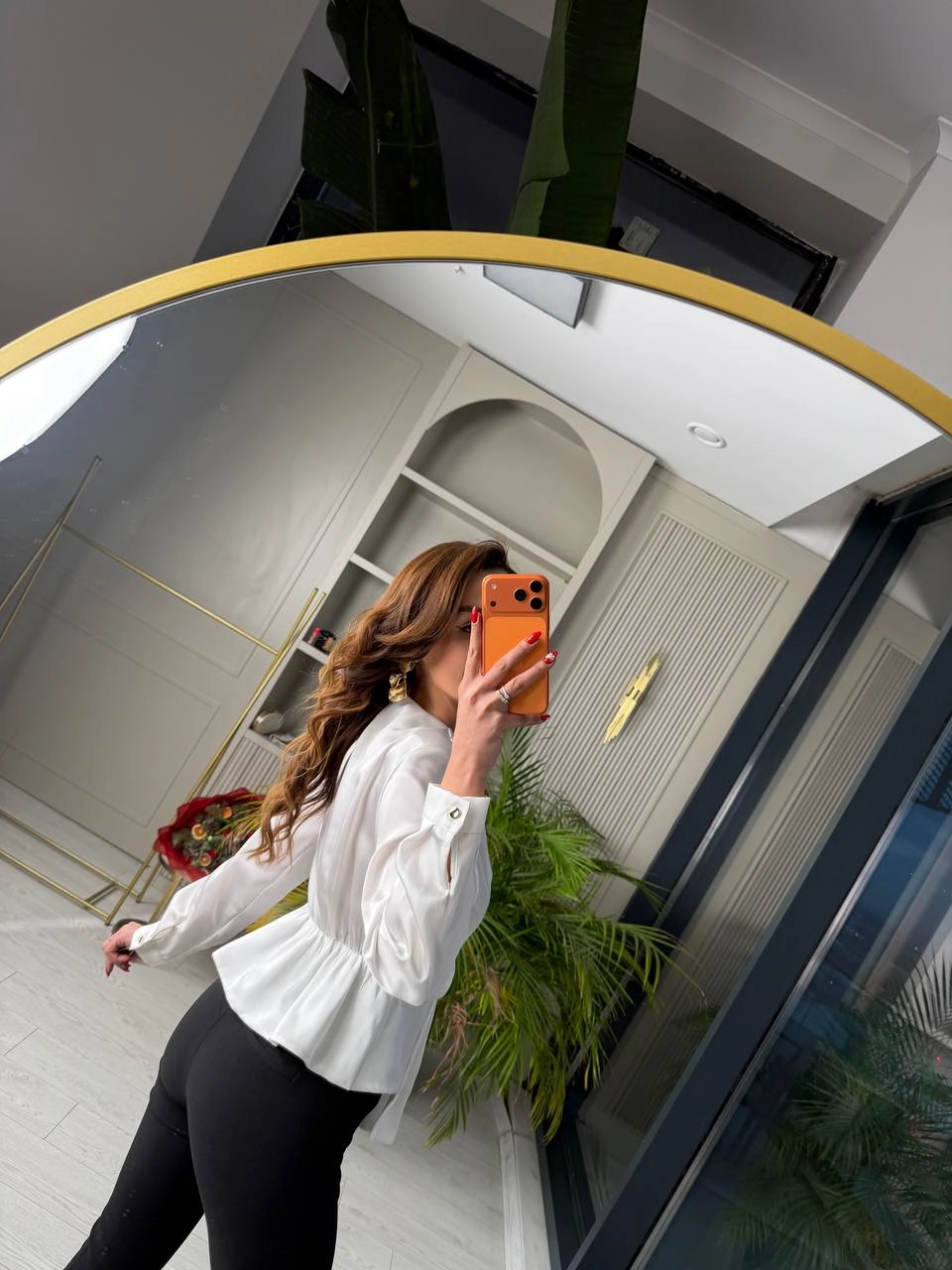 Ekru%20Lüks%20Kalite%20Bel%20Detay%20Tok%20Saten%20Bluz