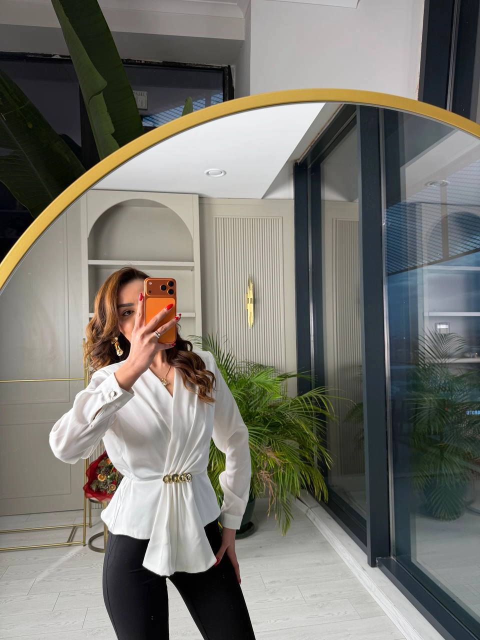 Ekru%20Lüks%20Kalite%20Bel%20Detay%20Tok%20Saten%20Bluz