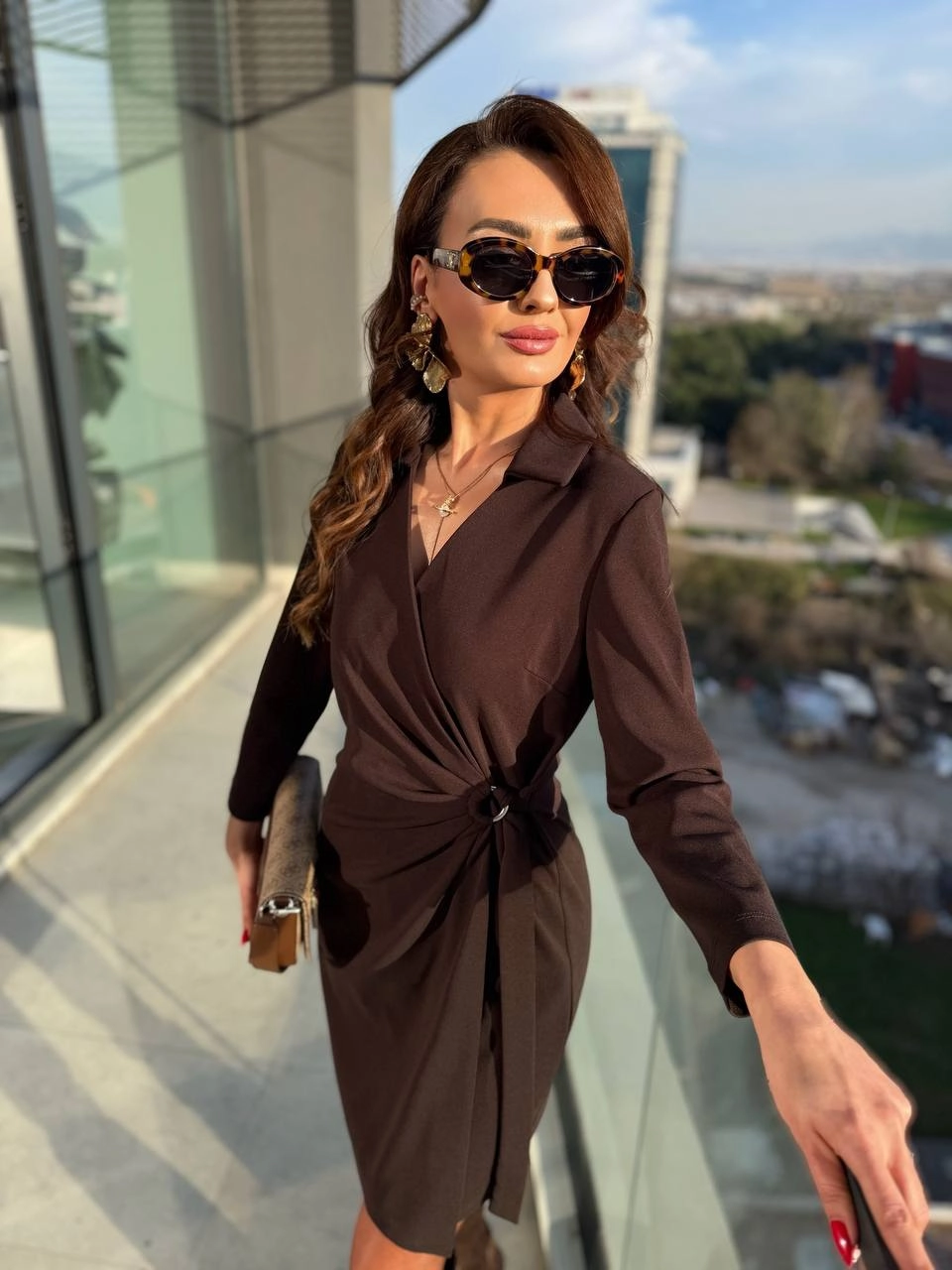 Kahverengi%20Kruvaze%20Bel%20Detaylı%20Double%20Krep%20Kumaş%20Elbise