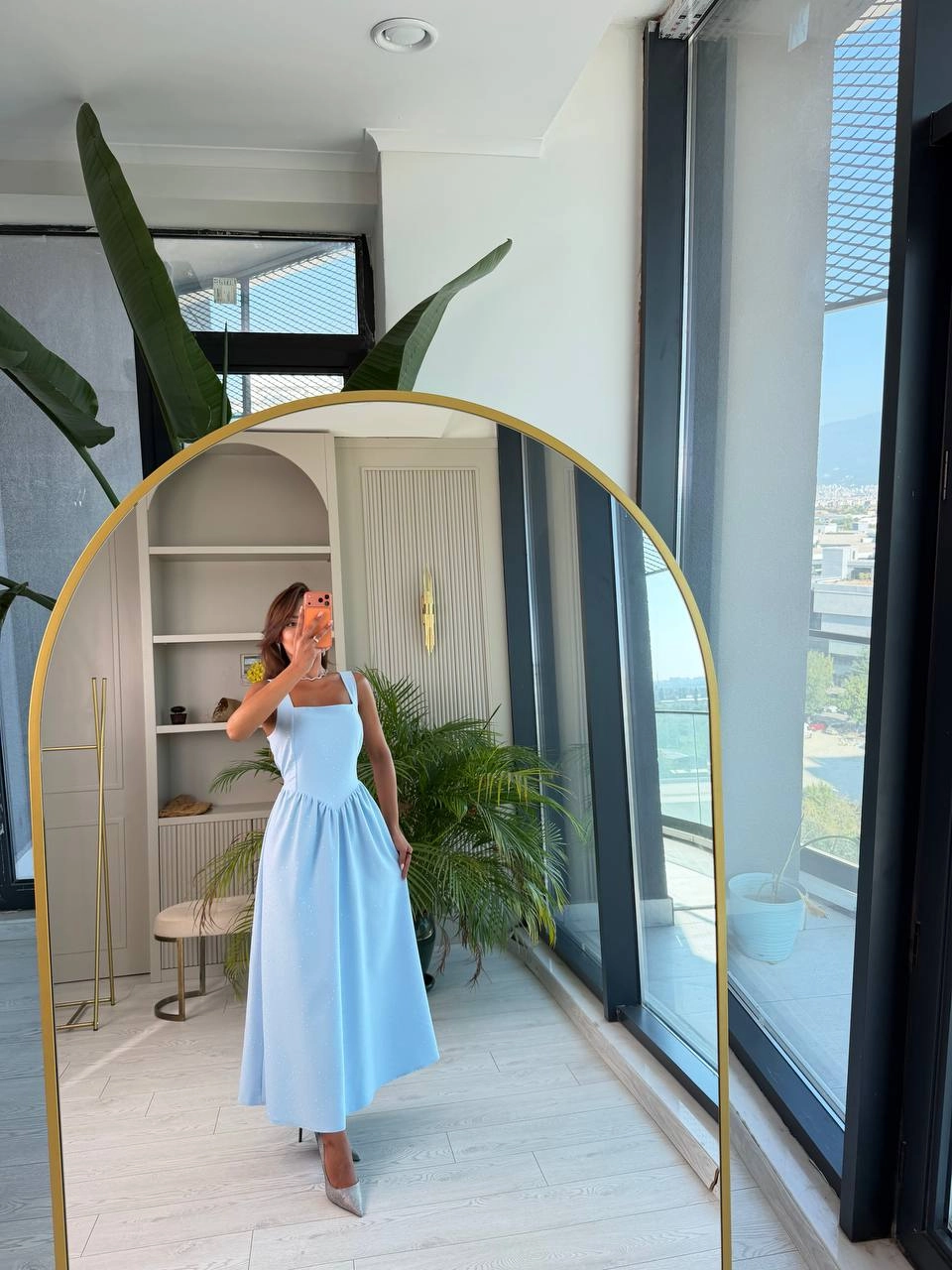 Mavi%20Minimal%20Taşlı%20Double%20Krep%20Kumaş%20Bel%20Bağlamalı%20Elbise