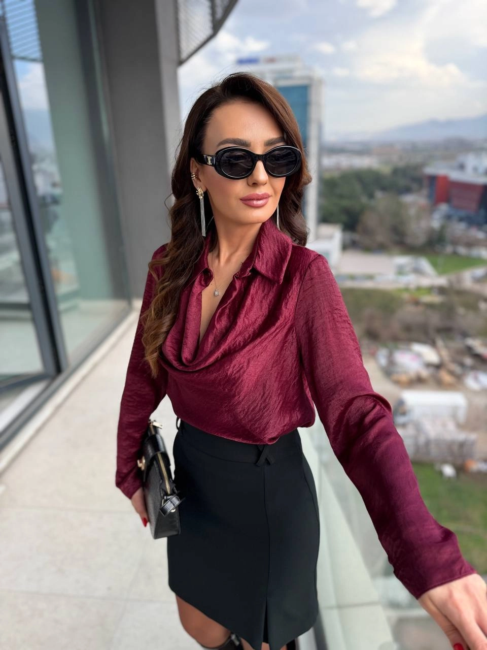 Siyah%20Double%20Atlas%20Kumaş%20Korsajlı%20Etek