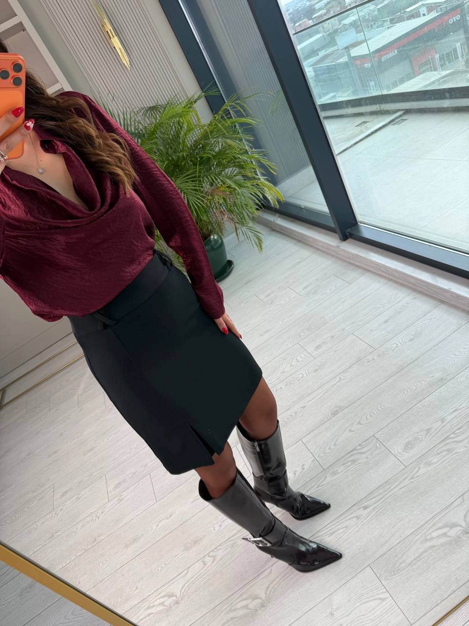 Siyah%20Double%20Atlas%20Kumaş%20Korsajlı%20Etek