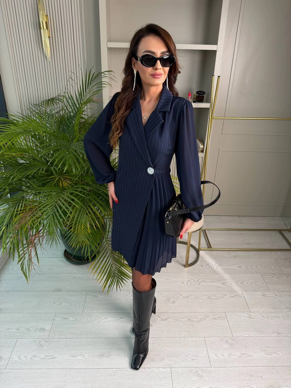 Tasarım%20Lacivert%20Çizgili%20Şifon%20Pilise%20Detay%20Elbise