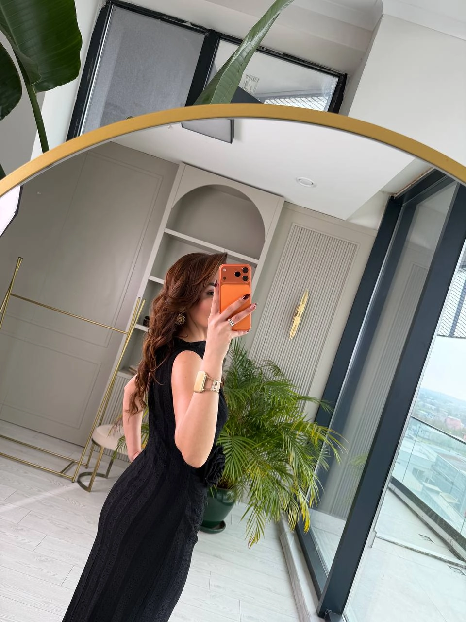 Siyah%20Gül%20Broş%20Detaylı%20Astarlı%20Dantel%20Elbise