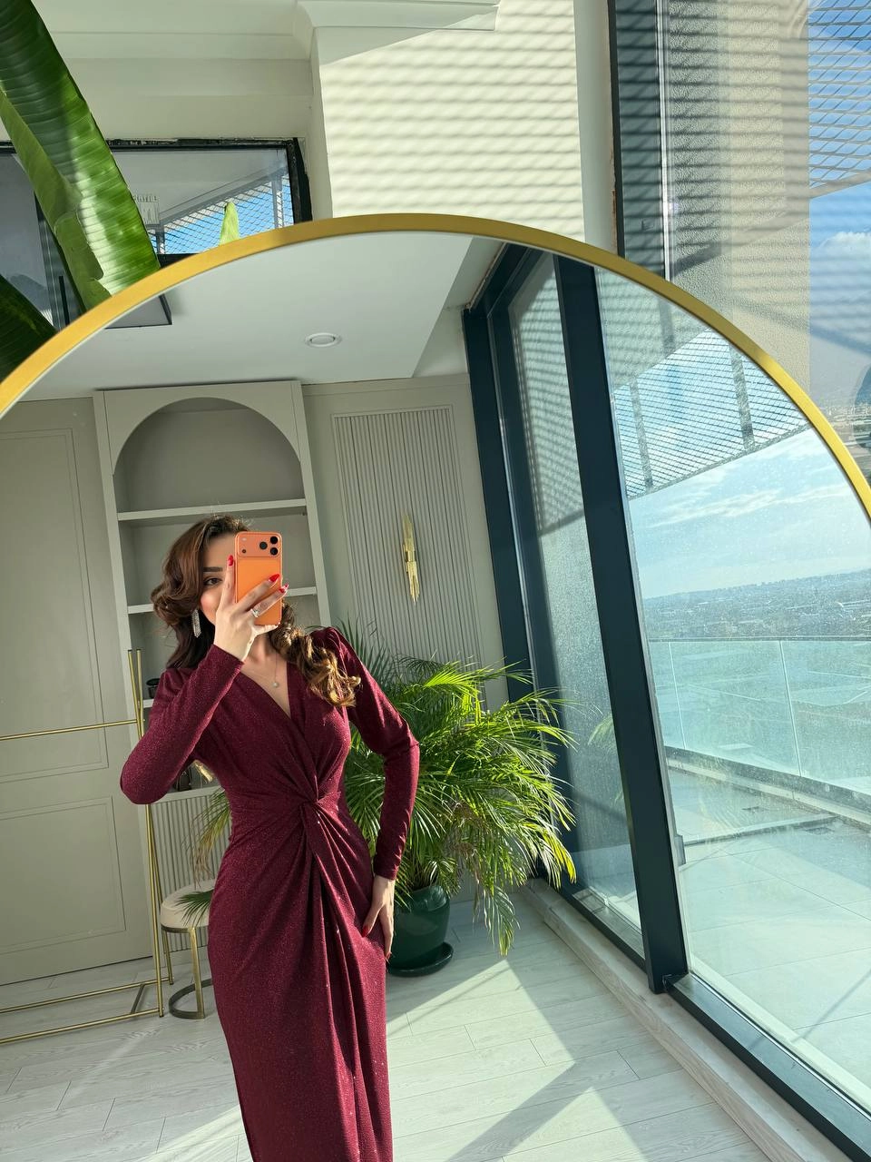 Bordo%20Düğüm%20Detaylı%20Işıltılı%20Kumaş%20Likralı%20Elbise