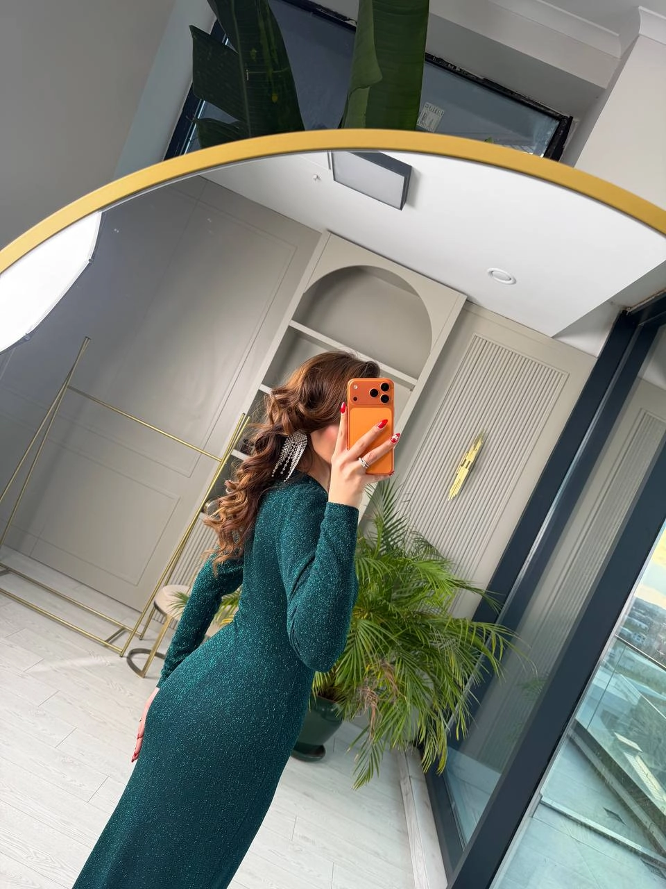 Zümrüt%20Düğüm%20Detaylı%20Işıltılı%20Kumaş%20Likralı%20Elbise