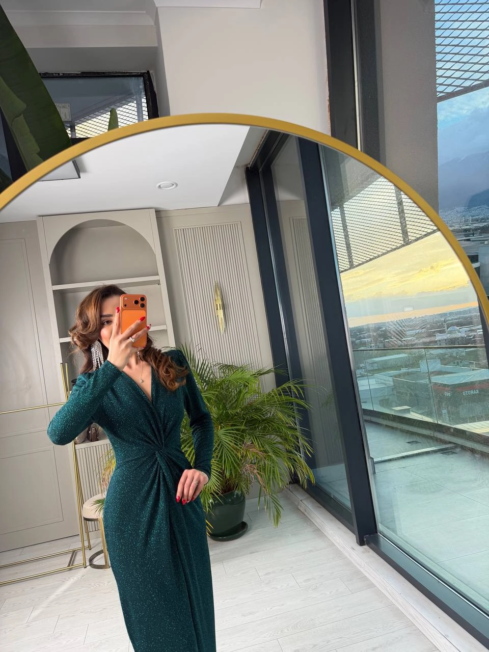 Zümrüt%20Düğüm%20Detaylı%20Işıltılı%20Kumaş%20Likralı%20Elbise