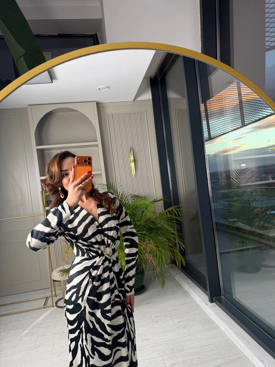 Zebra%20Desen%20Bel%20Toka%20Detaylı%20Tok%20Saten%20Lüks%20Kalite%20Elbise