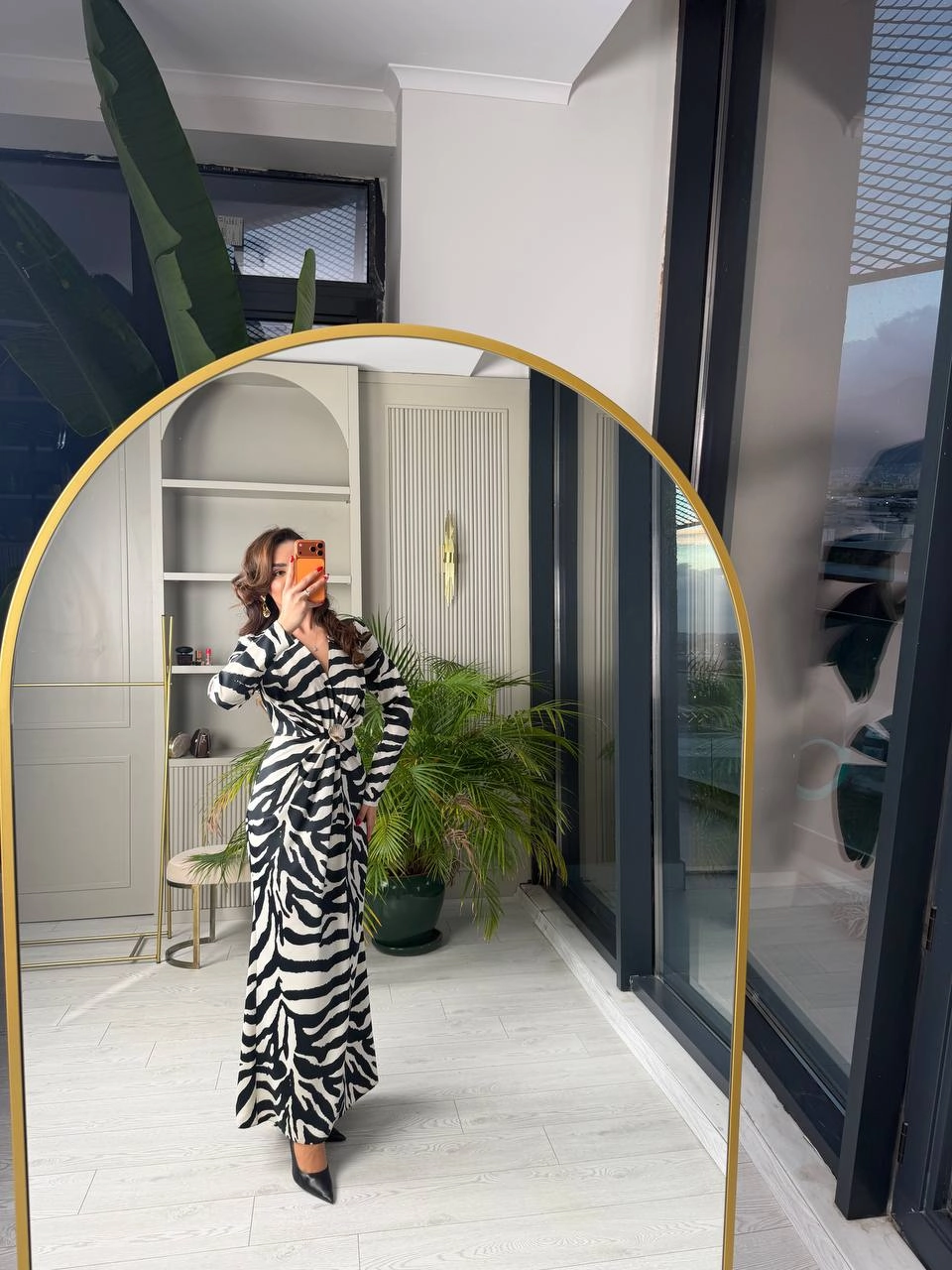 Zebra%20Desen%20Bel%20Toka%20Detaylı%20Tok%20Saten%20Lüks%20Kalite%20Elbise