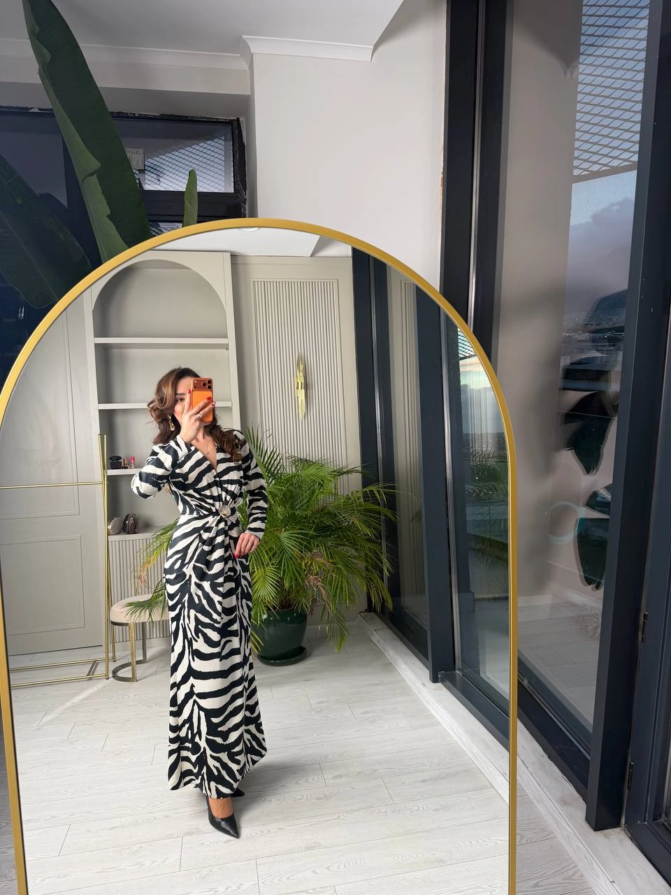 Zebra%20Desen%20Bel%20Toka%20Detaylı%20Tok%20Saten%20Lüks%20Kalite%20Elbise