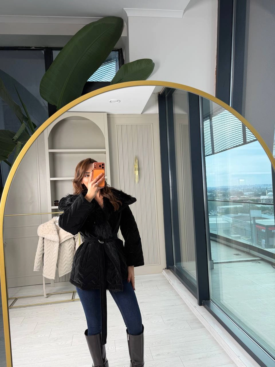 Siyah%20Full%20Astarlı%20Kürk%20Detaylı%20İthal%20Kaban