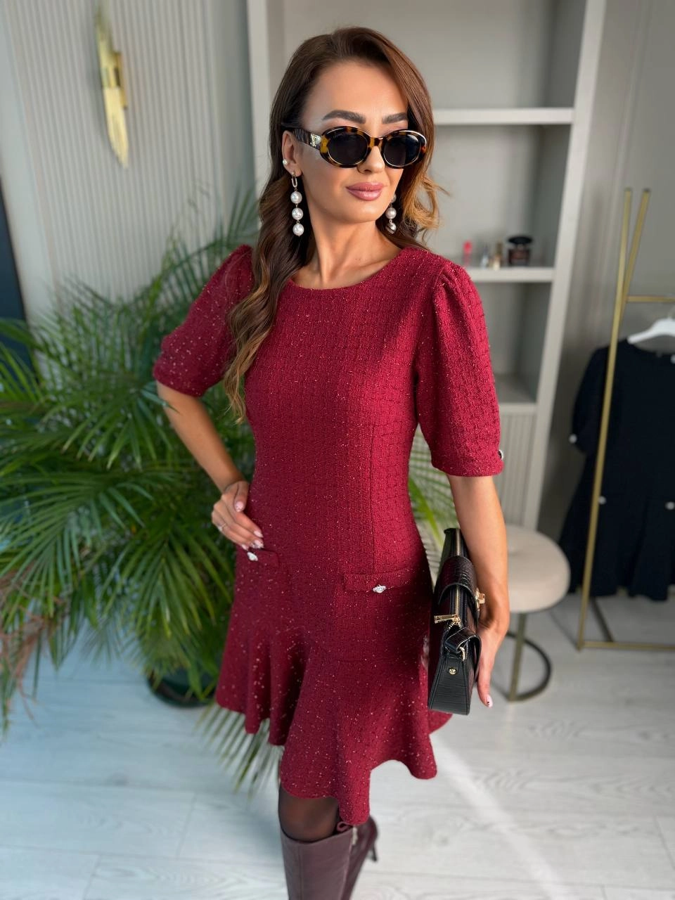 Bordo%20Kol%20Detay%20İnci%20Düğmeli%20Tuvid%20Kumaş%20Elbise