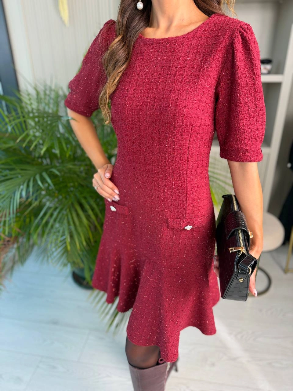 Bordo%20Kol%20Detay%20İnci%20Düğmeli%20Tuvid%20Kumaş%20Elbise