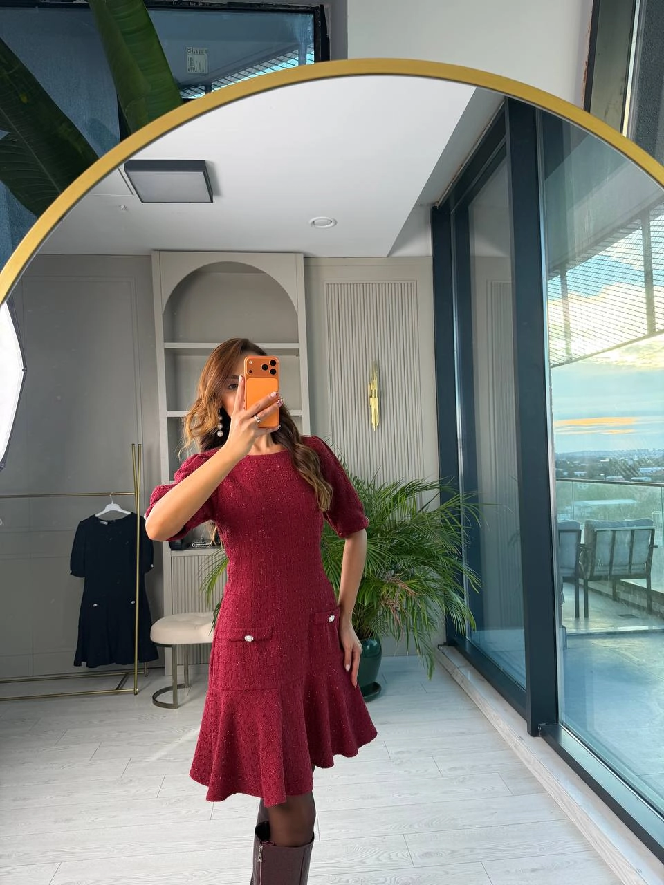 Bordo%20Kol%20Detay%20İnci%20Düğmeli%20Tuvid%20Kumaş%20Elbise