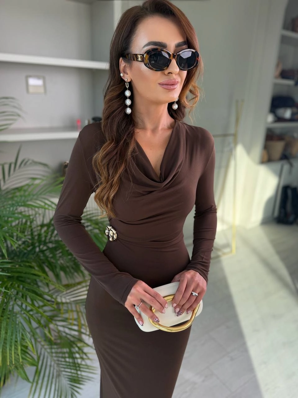 Kahverengi%20Zara%20Model%20Broşlu%20İthal%20Likralı%20Cendy%20Kumaş%20Elbise