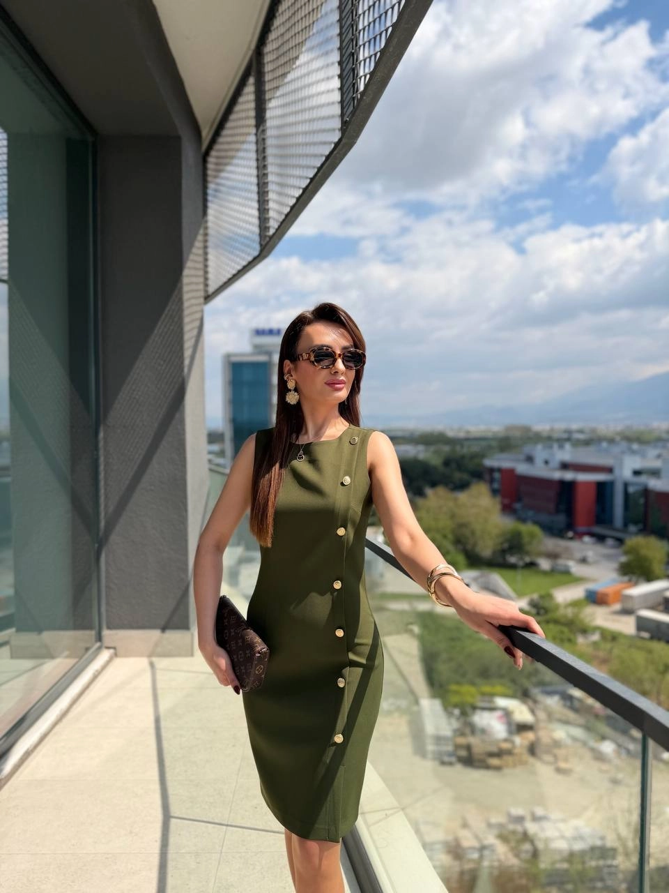 Haki%20Düğme%20Detaylı%20Lüks%20Double%20Atlas%20Kumaş%20Elbise