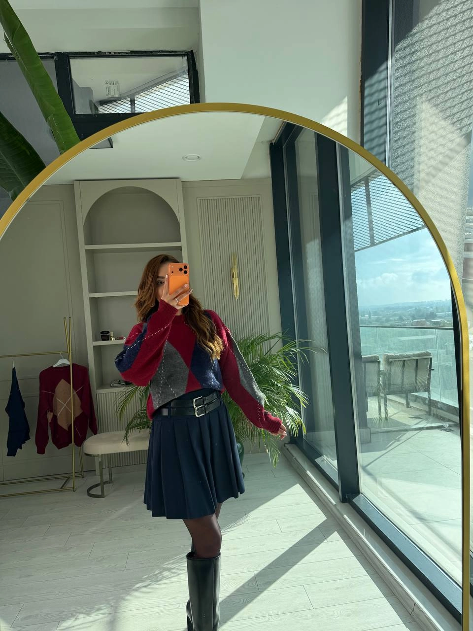 Bordo%20Zemin%20Lacivert%20Gri%20Baklava%20Desenli%20Kazak