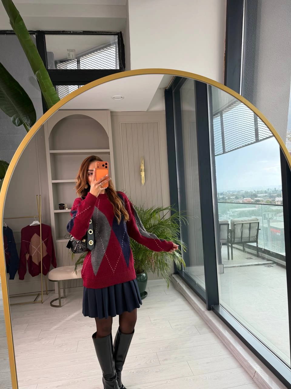 Bordo%20Zemin%20Lacivert%20Gri%20Baklava%20Desenli%20Kazak