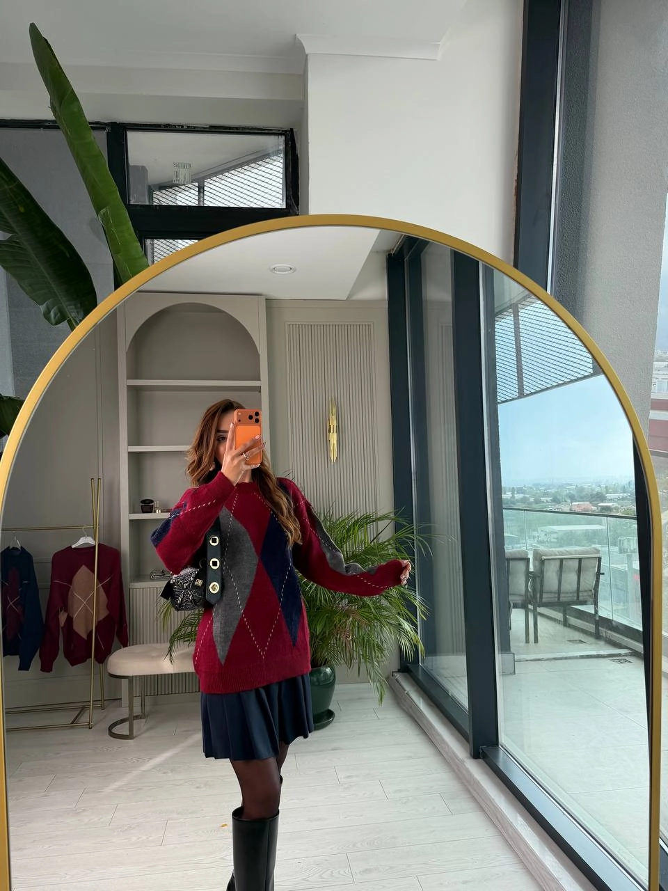 Bordo%20Zemin%20Lacivert%20Gri%20Baklava%20Desenli%20Kazak