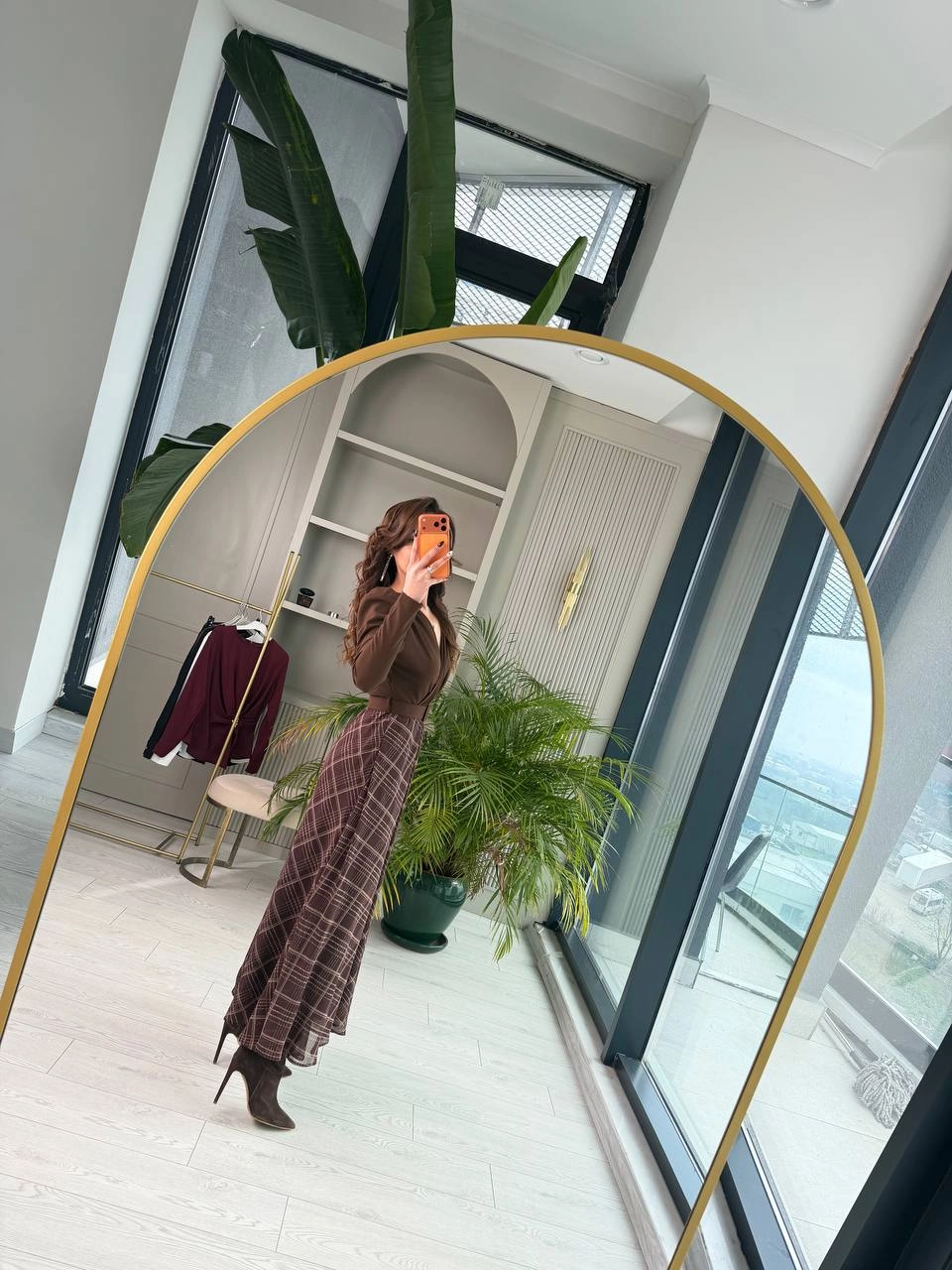 Kahverengi%20Ekose%20Desen%20Kemerli%20Astarlı%20Elbise