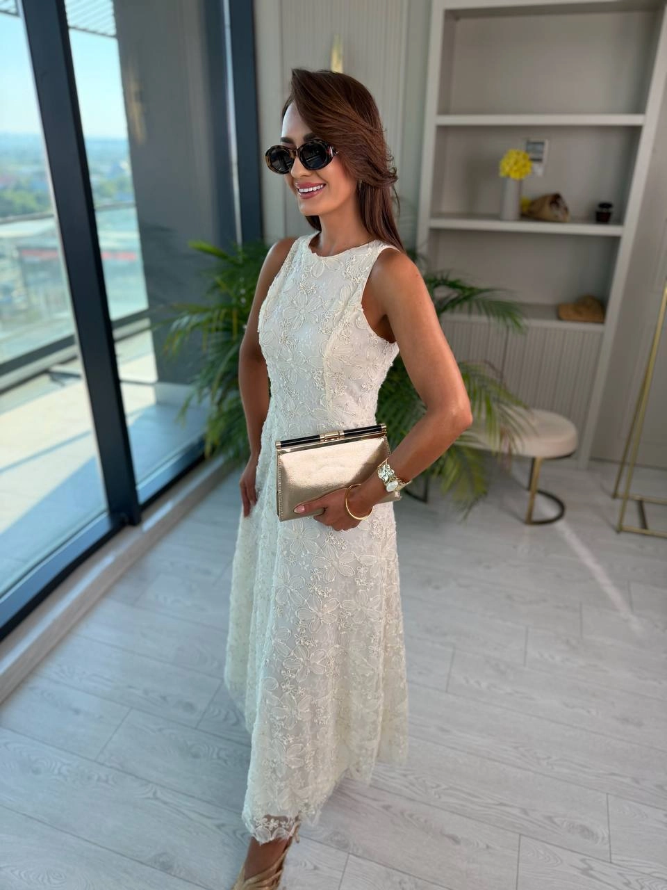 Ekru%20İşleme%20Detaylı%20Astarlı%20Elbise