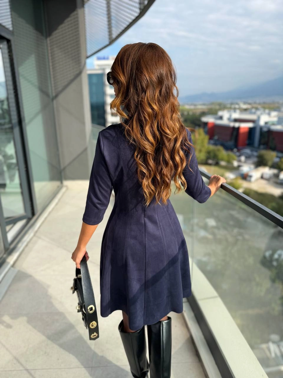 Lacivert%20%20Yaka%20Detay%20Nubuk%20Süet%20Elbise