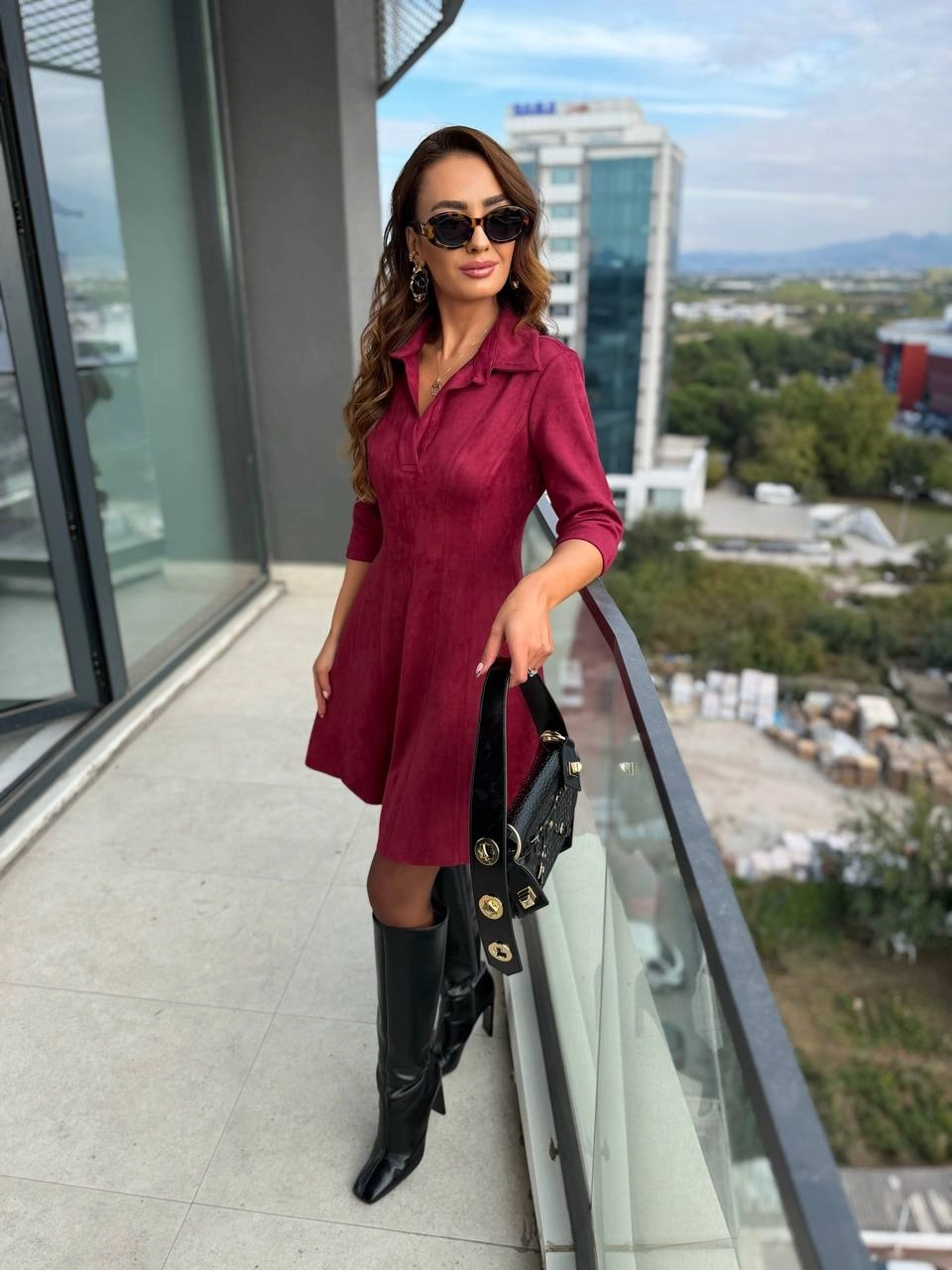 Bordo%20Yaka%20Detay%20Nubuk%20Süet%20Elbise