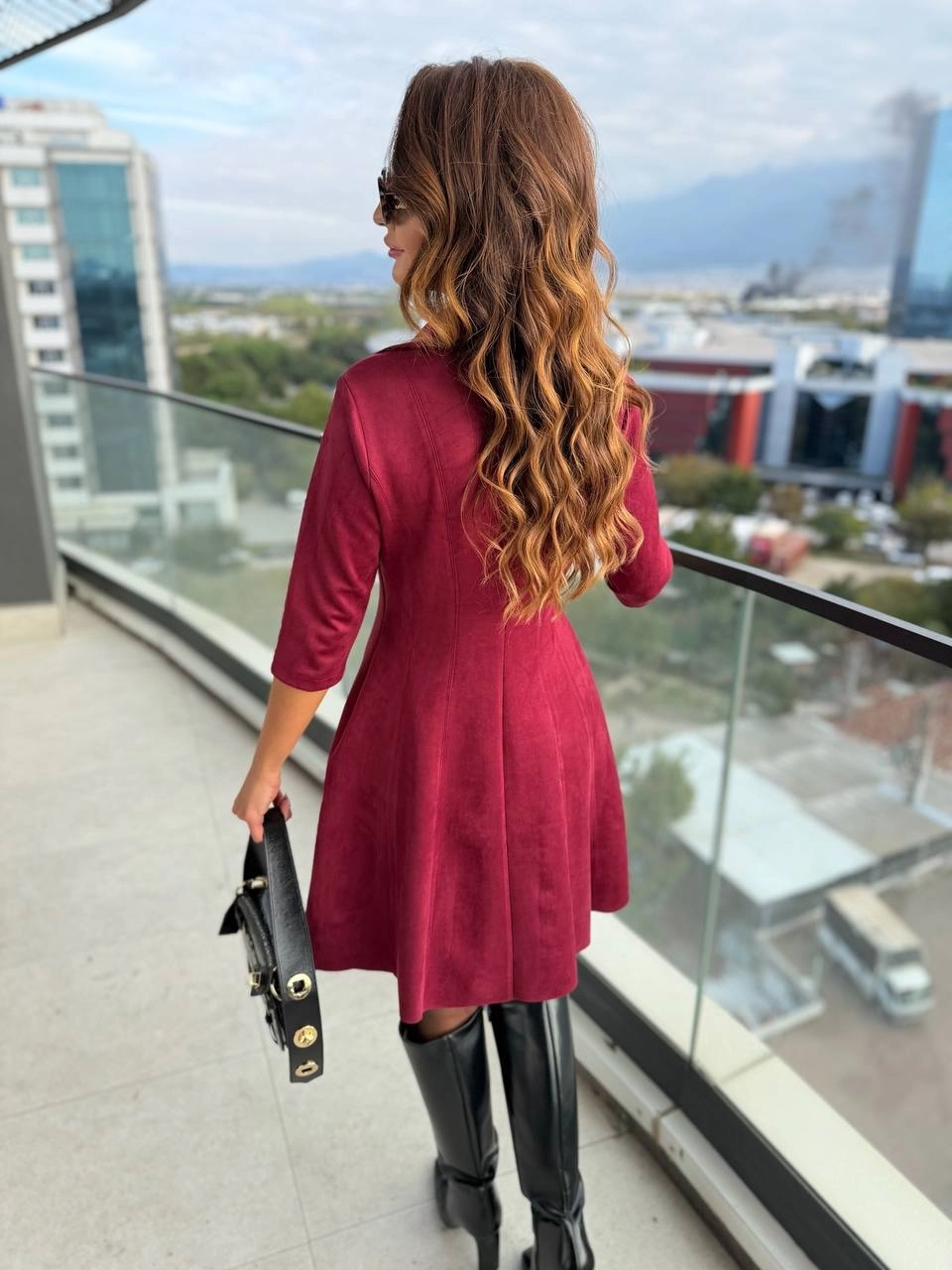 Bordo%20Yaka%20Detay%20Nubuk%20Süet%20Elbise