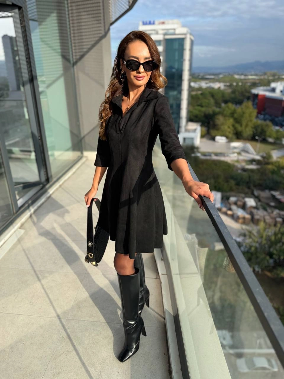 Siyah%20Yaka%20Detay%20Nubuk%20Süet%20Elbise