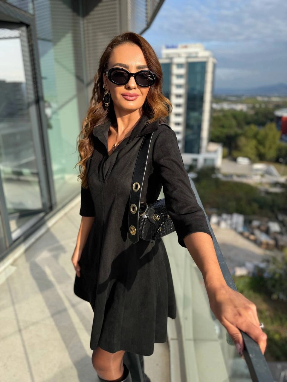 Siyah%20Yaka%20Detay%20Nubuk%20Süet%20Elbise