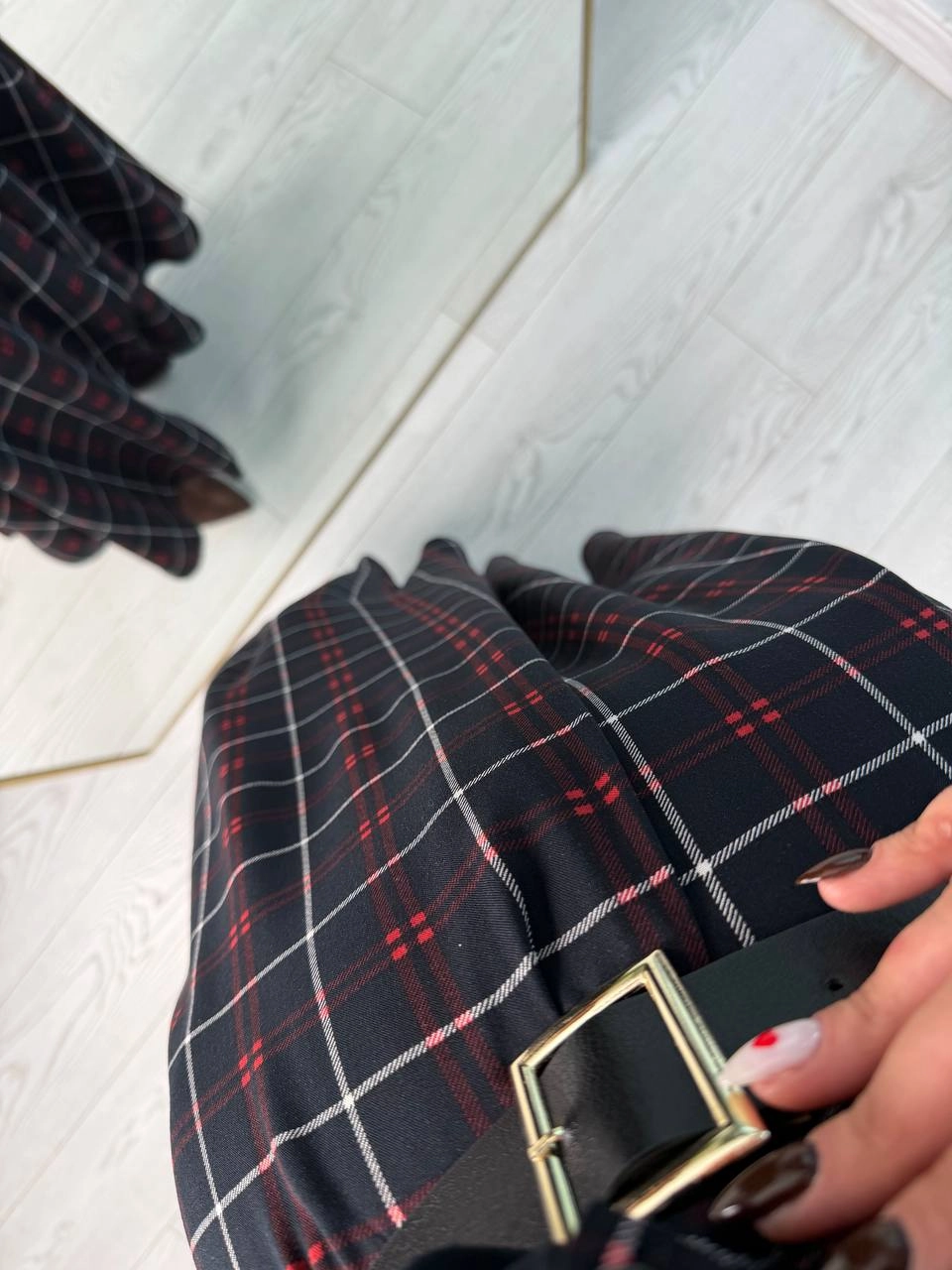 Siyah%20Ekose%20Desen%20Kemerli%20Pamuklu%20Viskon%20Kumaş%20Gömlek%20Elbise